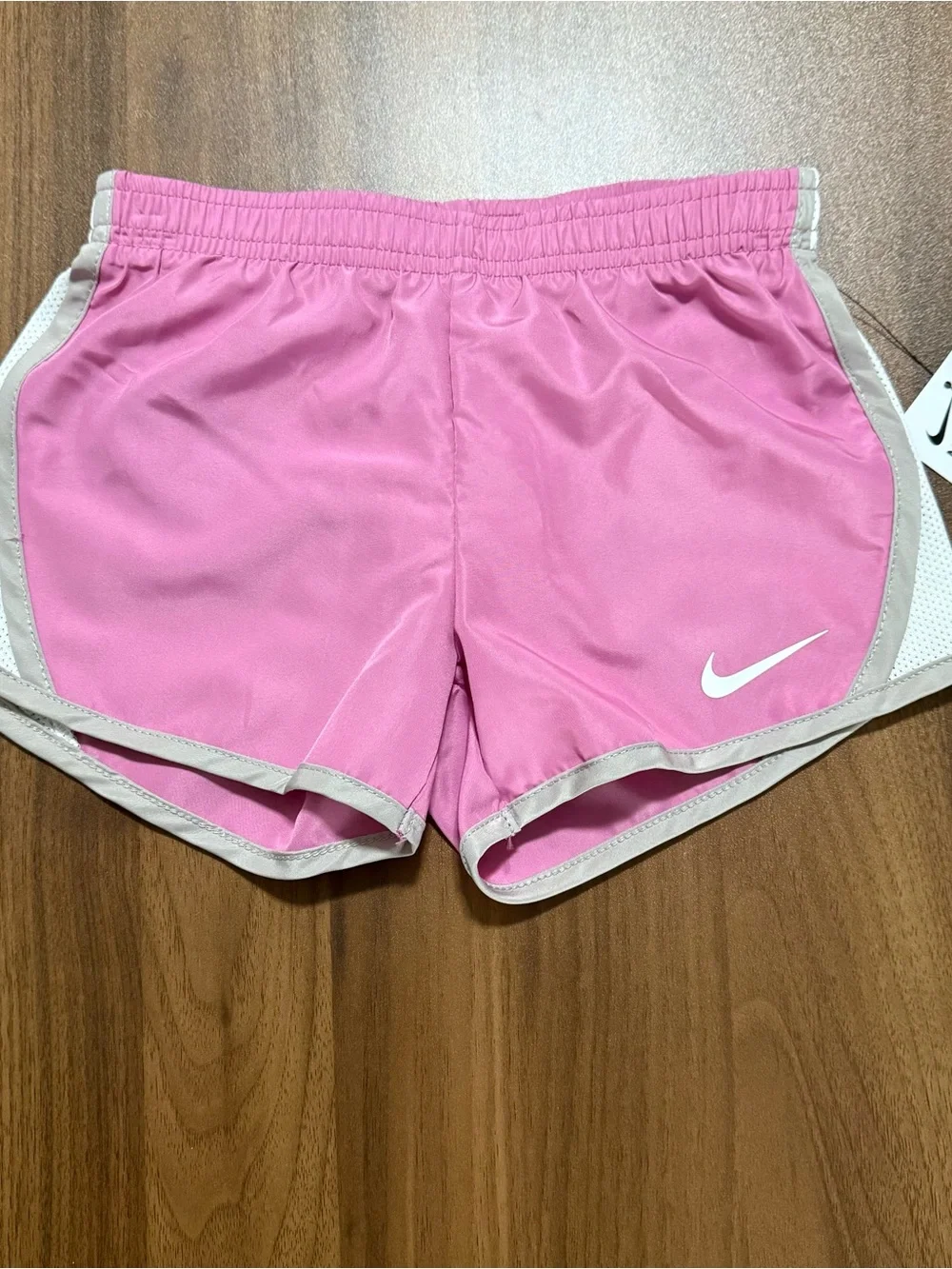 Nike Girls 2 Piece Matching Outfit Set Size 4 Shorts Set NWT